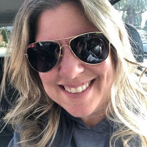 Meet your Posher, Kelli